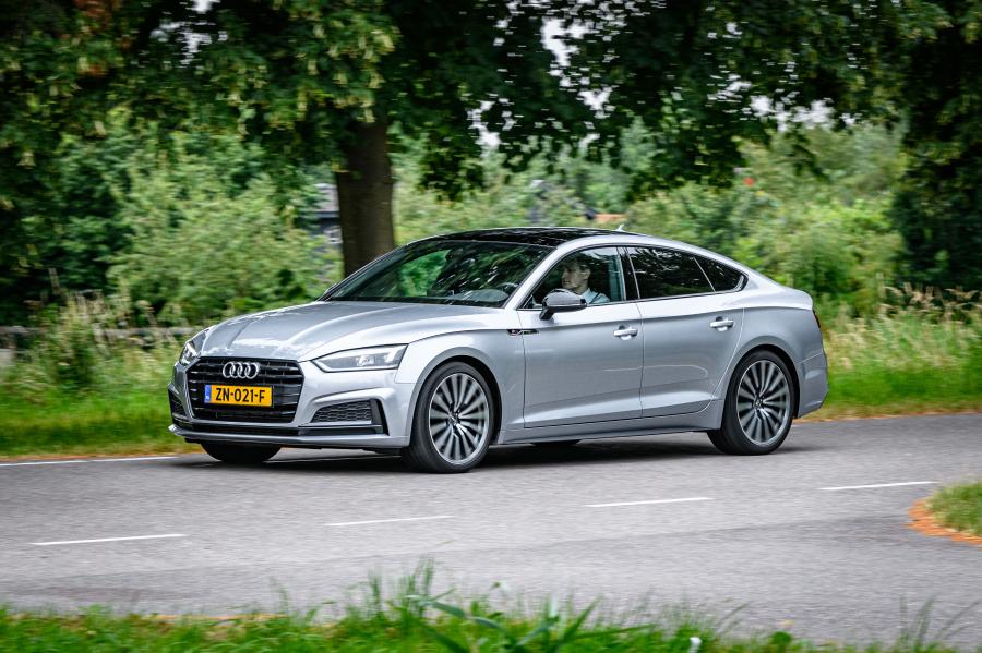  Audi A5 Sportback S-Line Black Edition 2018 года  (фото 1 из 17)